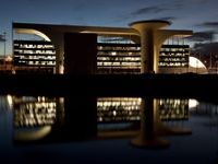 Regeringscentrum Oscar Niemeyer geopend