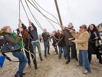 Eerste paal �betaalbare� woningen Almere