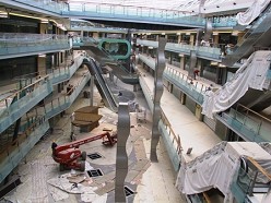 Transparante rolluiken bij Villa Arena
