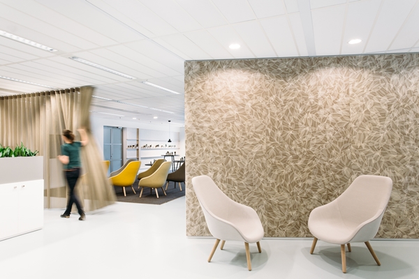 Helder en naturel interieur voor WTC Toren C - architectenweb.nl Helder en naturel interieur voor WTC Toren C - architectenweb.nl