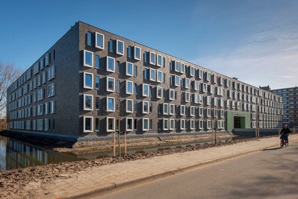 studentenhuisvesting x-ray delft geopend - architectenweb.nl