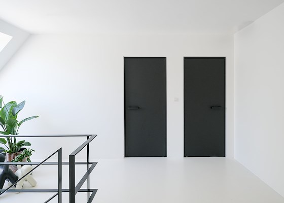 onpeilbaar inleveren Mevrouw Anyway Doors | Zwarte binnendeuren - architectenweb.nl