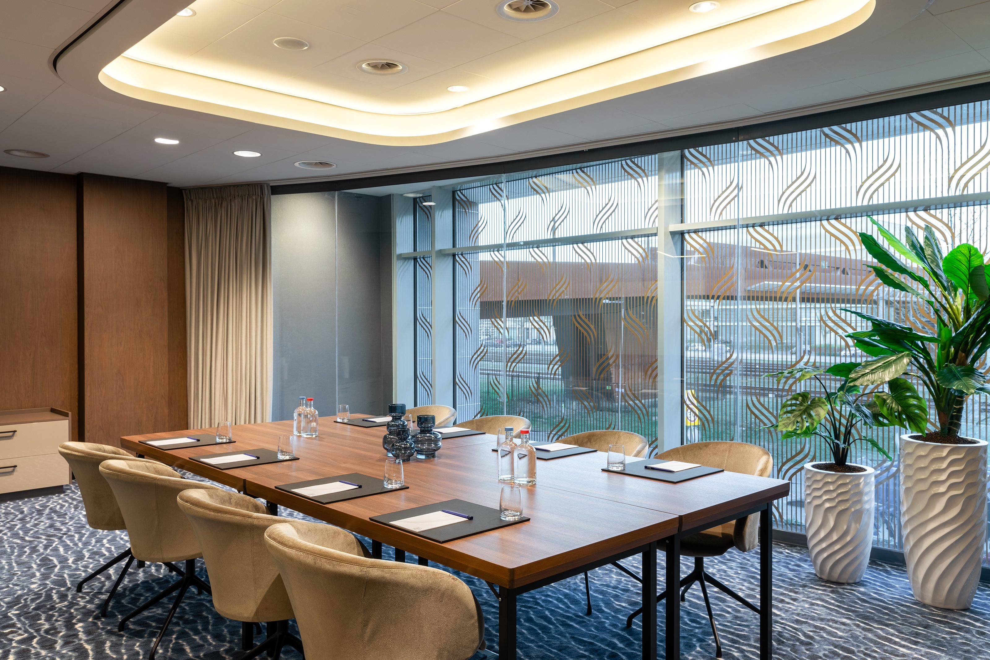 'Lifestyle-hotel' The Den in Den Bosch met bar-restaurant op hoogte