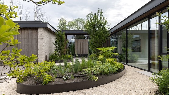 BNLA architecten | Patio villa aan het water - architectenweb.nl - Architectenweb