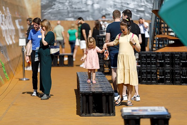 Bruisend Festivalhart Van Rotterdam Architectuur Maand In Beeld ...