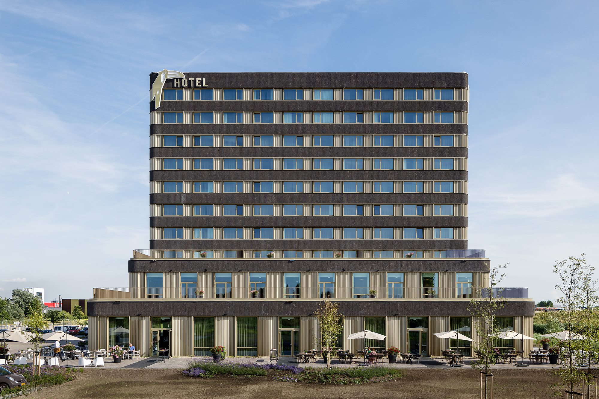 Van der Valk Hotel Delft A4 officieel geopend - architectenweb.nl