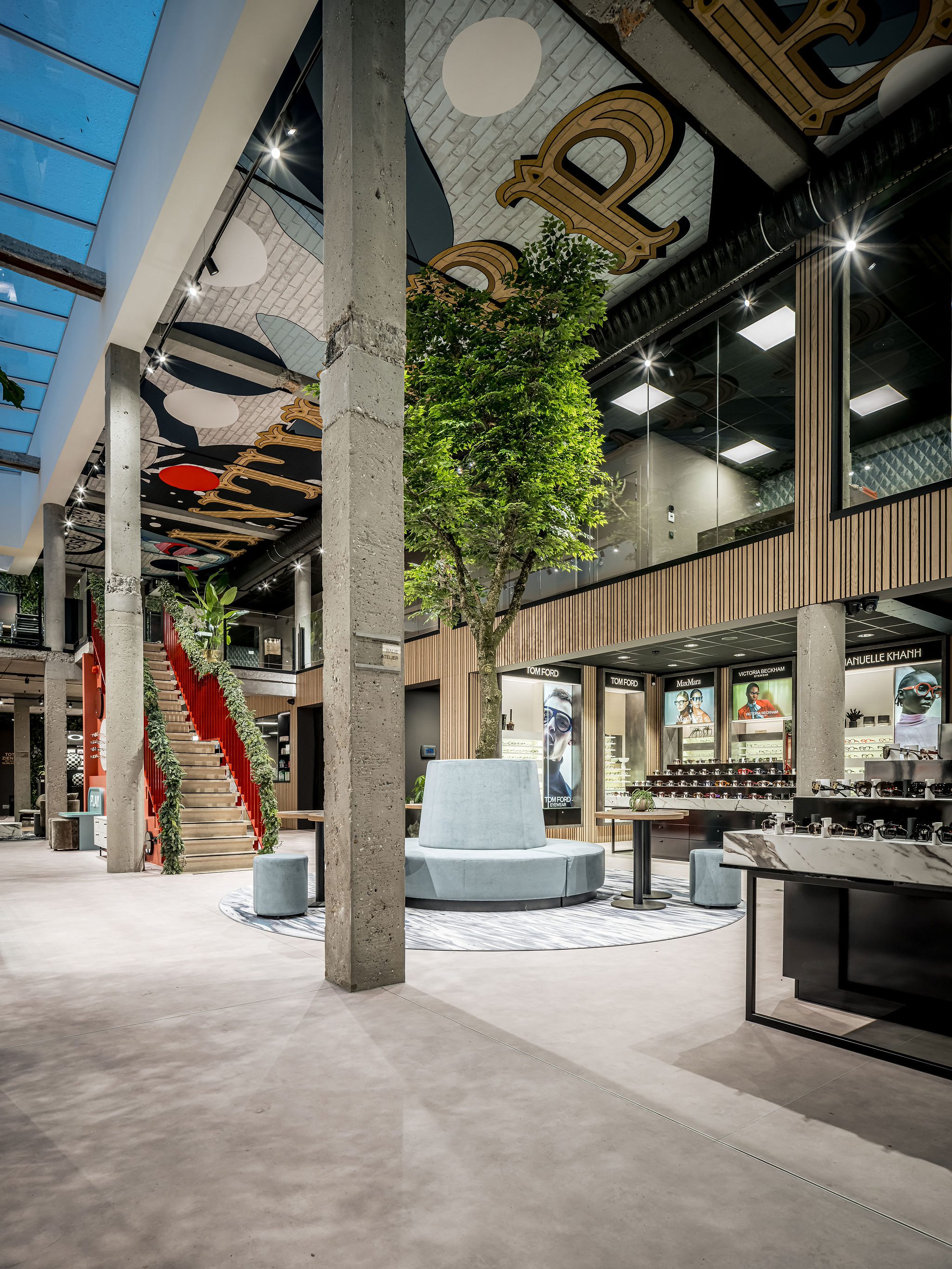 WSBDESIGN.COM | Interieurbouw | Storedesign 600 m² Van den Bosch ...
