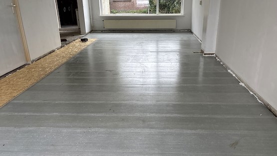 Compofloor | Vloervervanging 54 woningen, Drachten